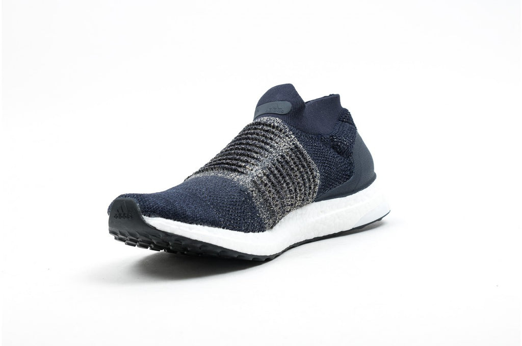 Ultra boost hot sale laceless blue